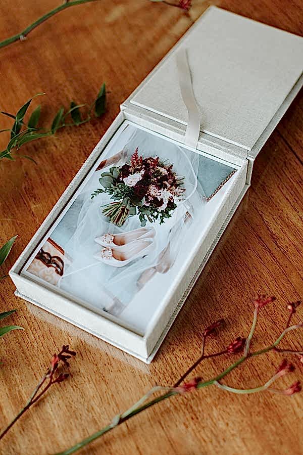 Wedding Photographer Glasgow Albums 46