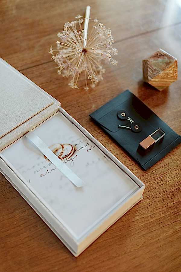 Wedding Photographer Glasgow Albums 59