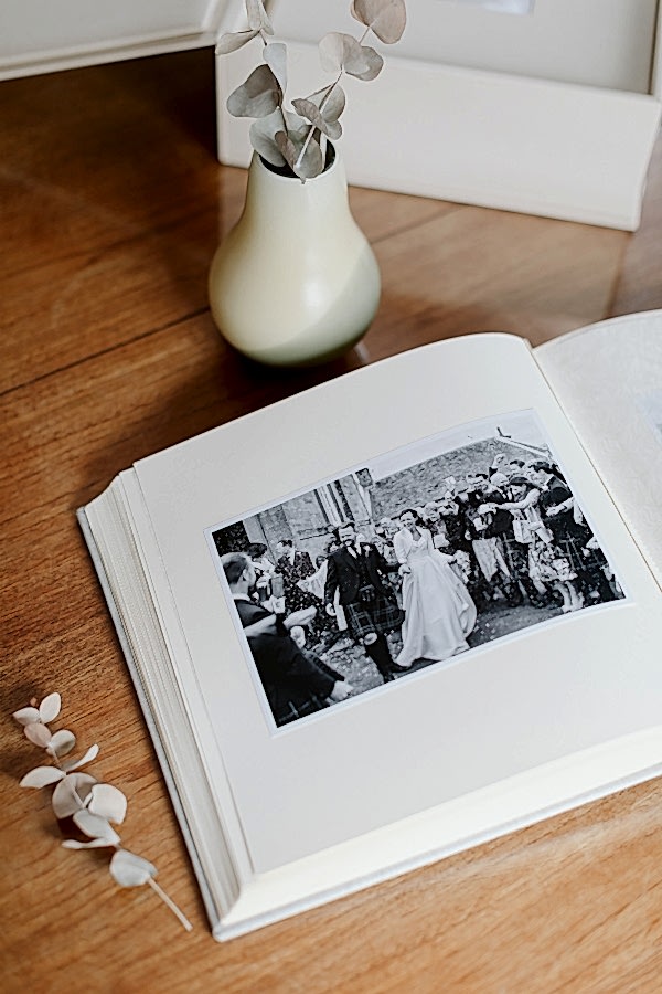 Wedding Photographer Glasgow Albums 7