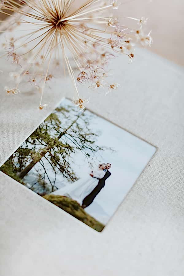 Wedding Photographer Glasgow Albums 70