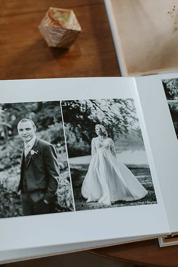 Wedding Photographer Glasgow Albums 75
