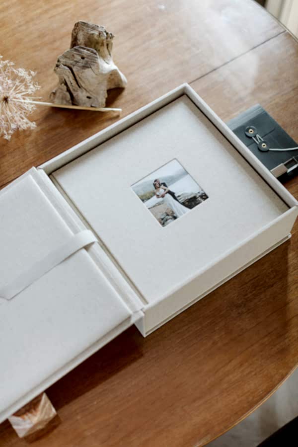 Wedding Photographer Glasgow Albums 78