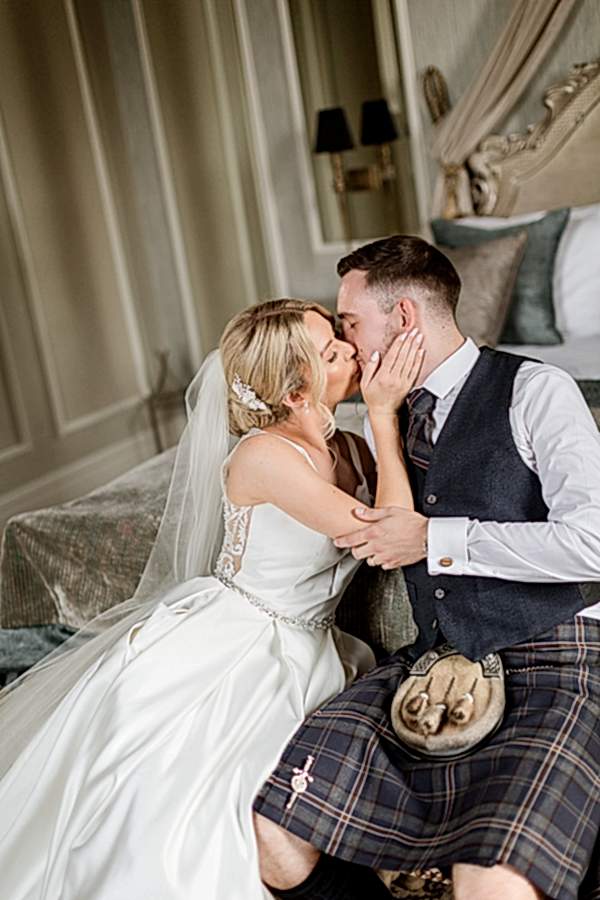 Wedding Cornhill Castle Glasgow Edinburgh Scotland Photographer 103